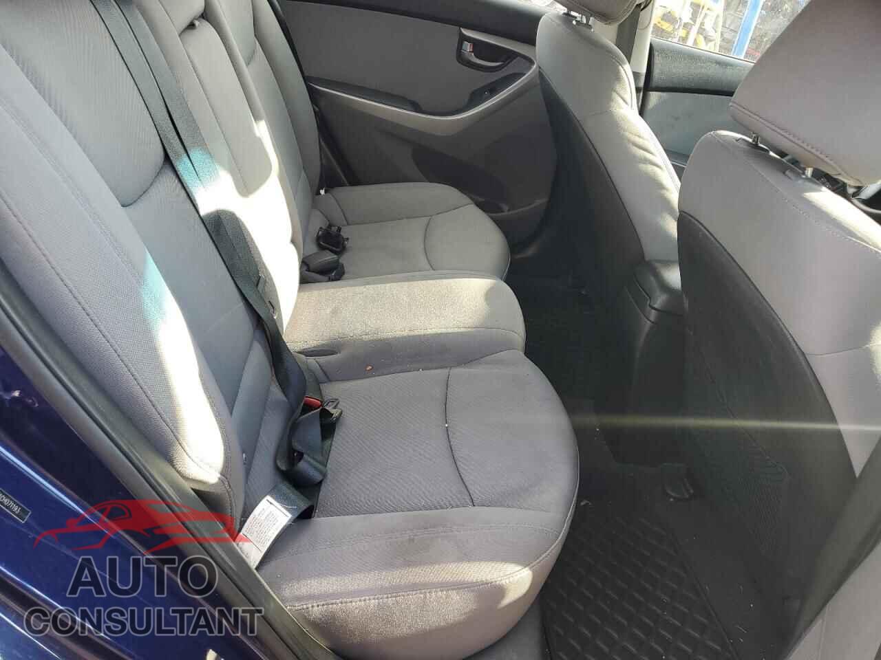 HYUNDAI ELANTRA 2012 - 5NPDH4AE1CH071193
