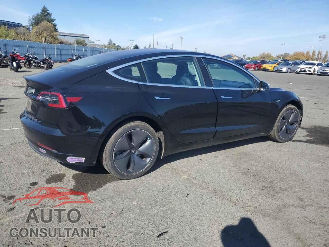 TESLA MODEL 3 2018 - 5YJ3E1EA4JF039697