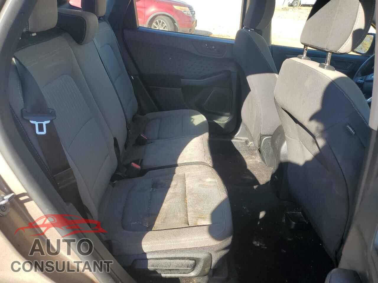 FORD ESCAPE 2020 - 1FMCU0F61LUA48208