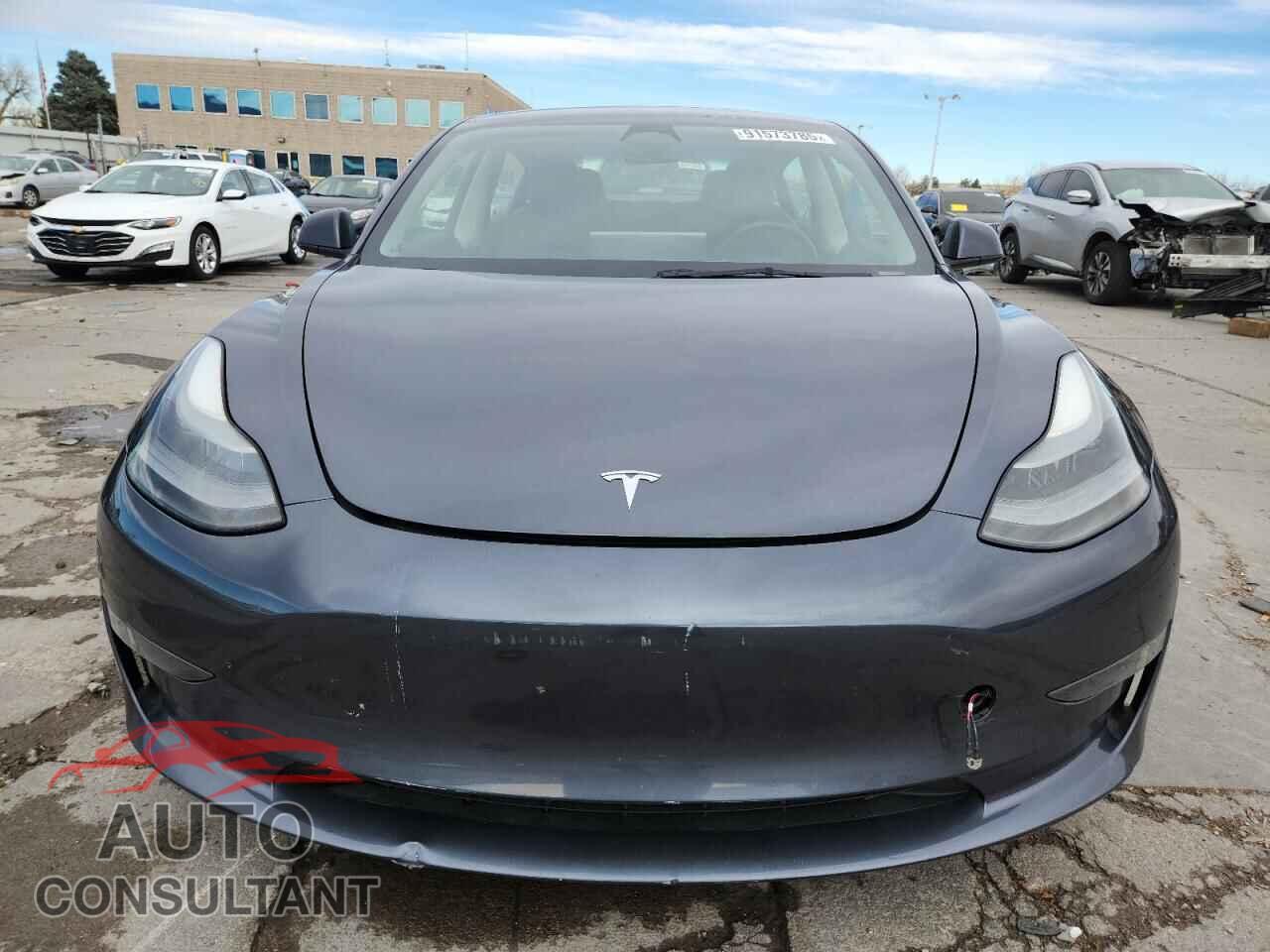 TESLA MODEL 3 2023 - 5YJ3E1EA3PF464384