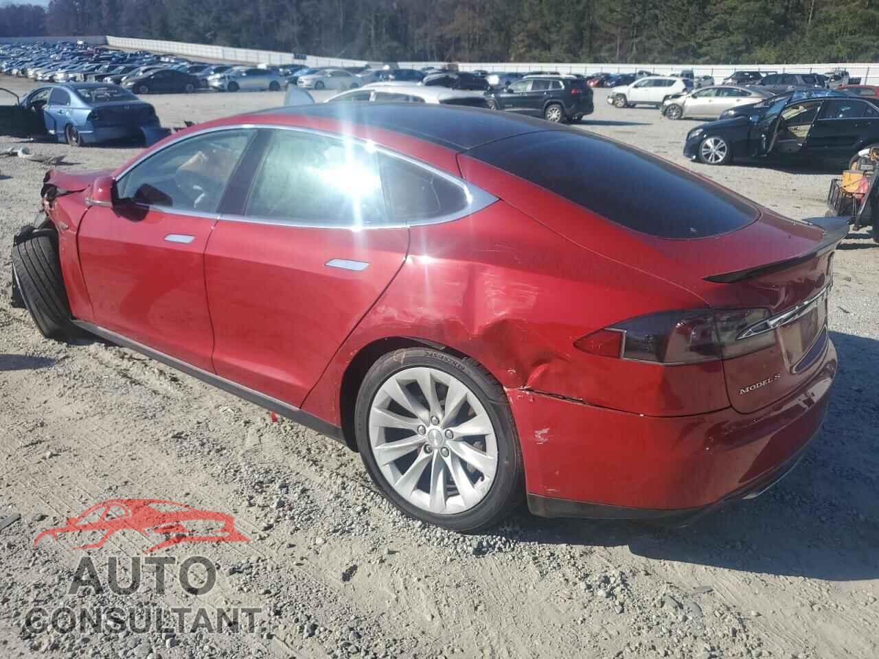 TESLA MODEL S 2013 - 5YJSA1CN2DFP21091