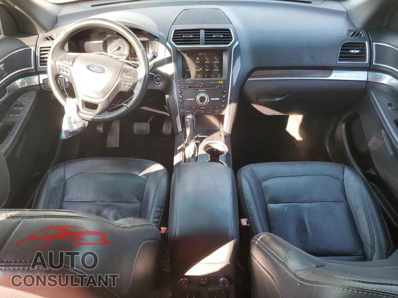 FORD EXPLORER 2017 - 1FM5K8F83HGA16624