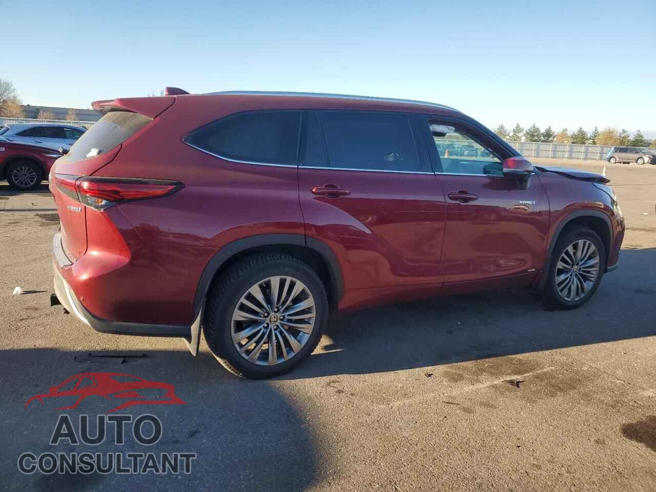 TOYOTA HIGHLANDER 2021 - 5TDEBRCH5MS014694