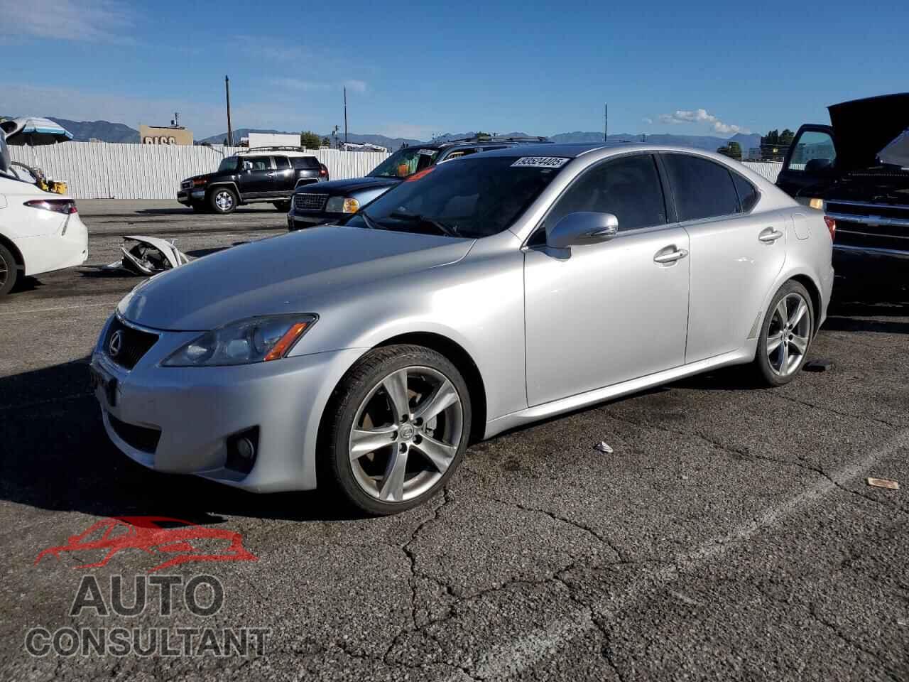 LEXUS IS 2011 - JTHBF5C24B2100951