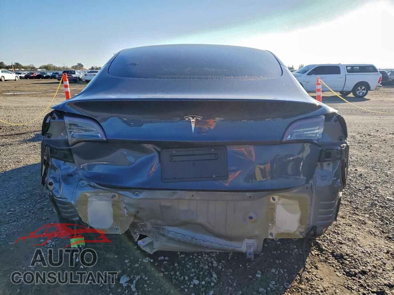 TESLA MODEL 3 2023 - 5YJ3E1EA4PF515441