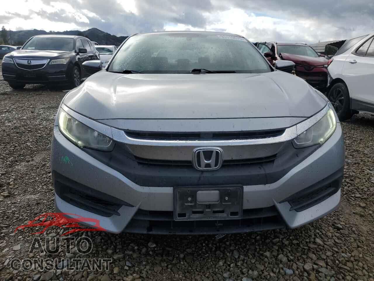 HONDA CIVIC 2017 - 19XFC2F58HE082580