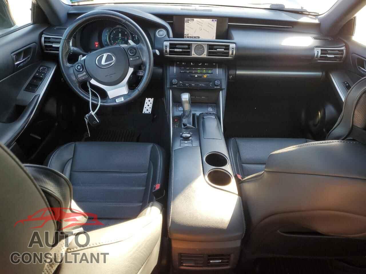 LEXUS IS 2014 - JTHCE1D23E5002933