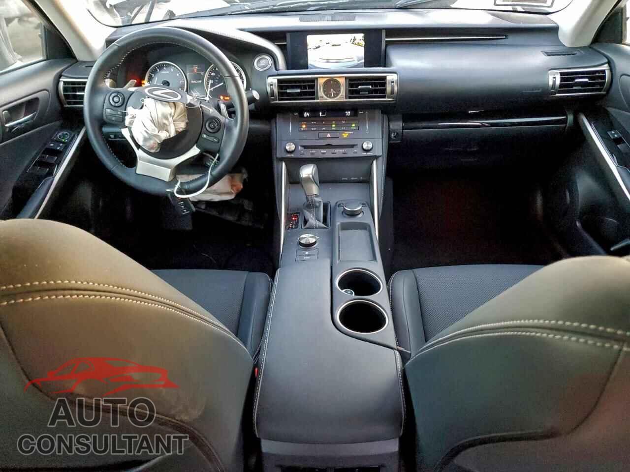 LEXUS IS 2015 - JTHBF1D24F5063864