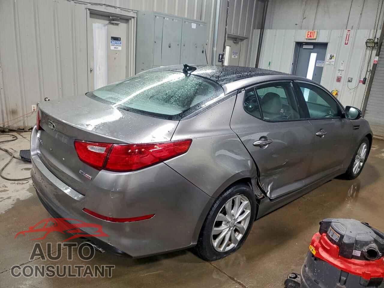 KIA OPTIMA 2015 - 5XXGN4A79FG509207