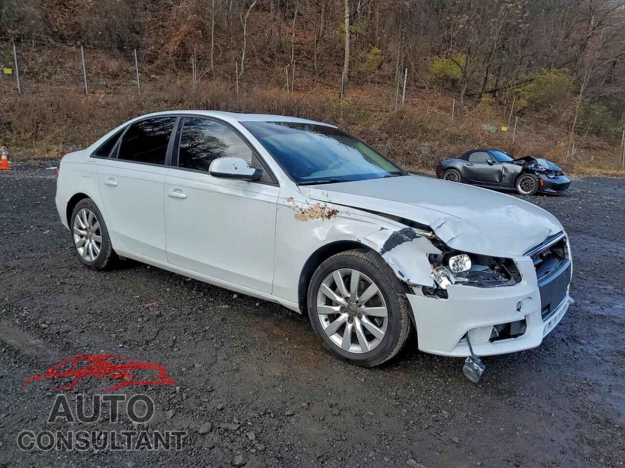 AUDI A4 2012 - WAUBFAFL2CN013237