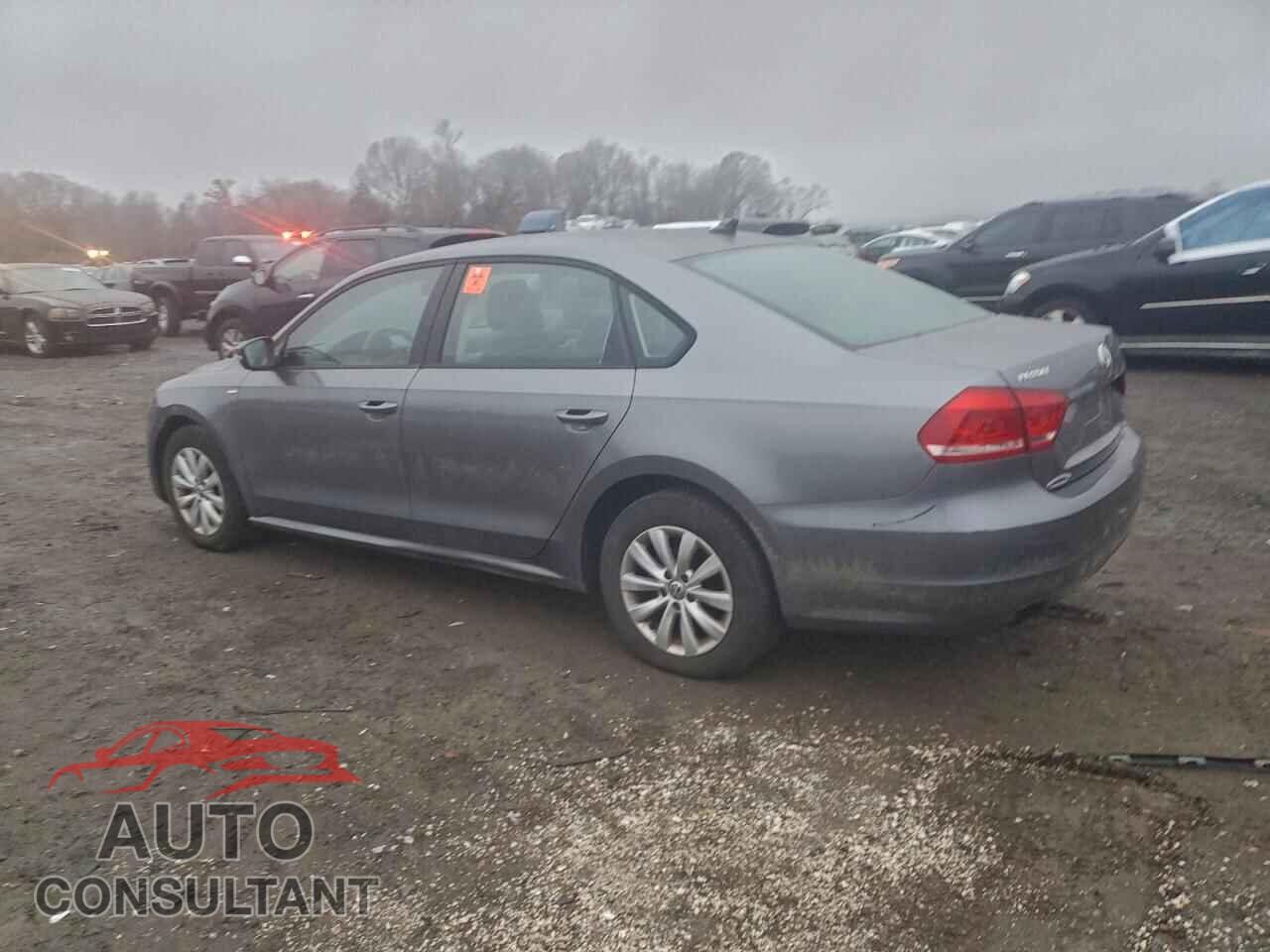 VOLKSWAGEN PASSAT 2015 - 1VWAT7A38FC066488