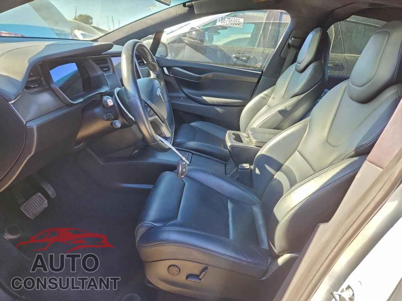 TESLA MODEL X 2018 - 5YJXCAE2XJF132644
