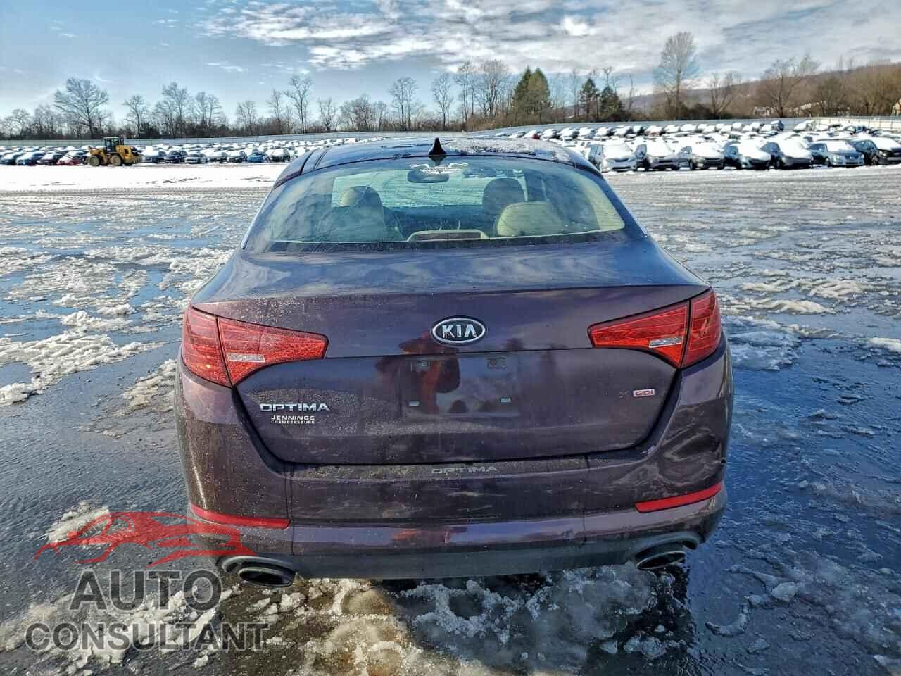 KIA OPTIMA 2011 - KNAGN4A77B5113112