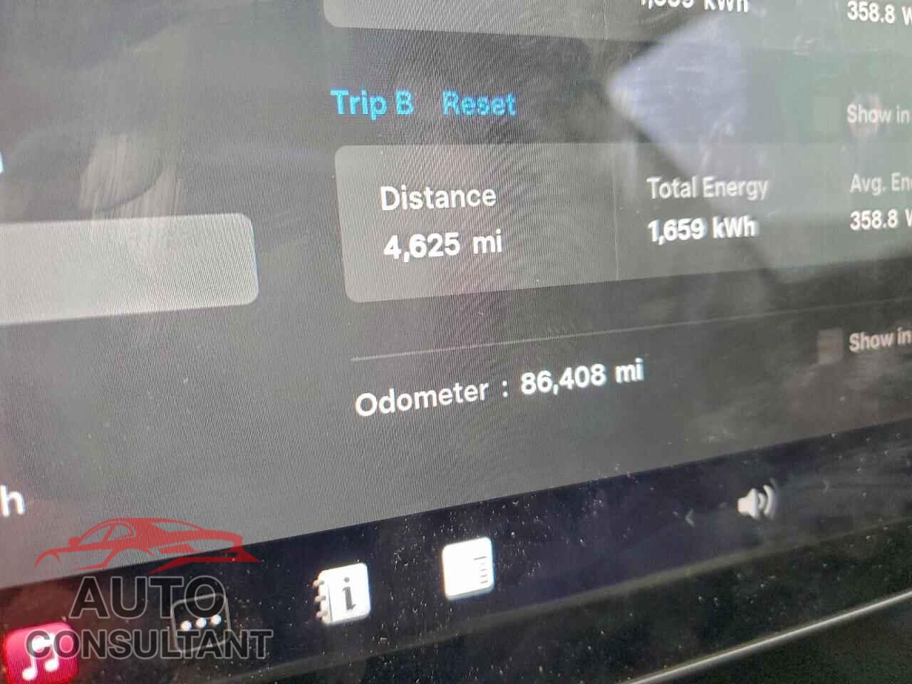 TESLA MODEL 3 2018 - 5YJ3E1EA0JF003134