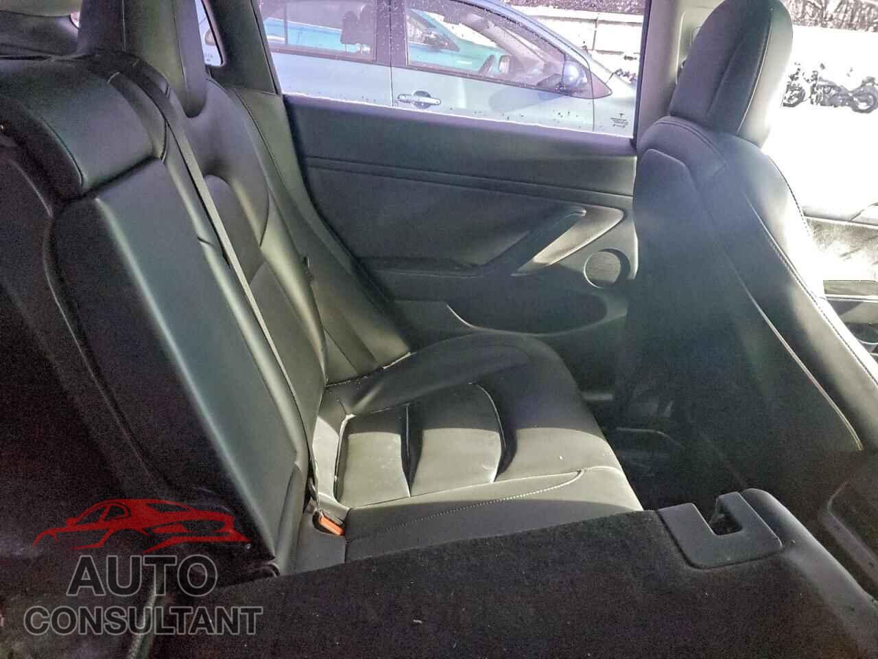 TESLA MODEL 3 2021 - 5YJ3E1EA7MF027421