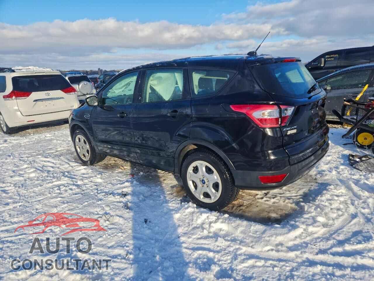 FORD ESCAPE 2017 - 1FMCU0F73HUC08119