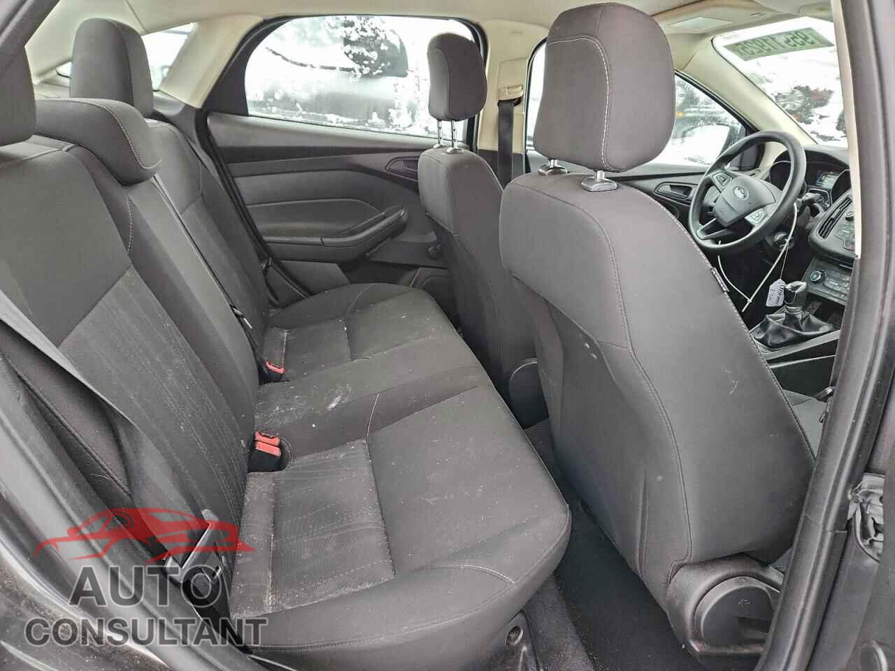 FORD FOCUS 2016 - 1FADP3E24GL202508