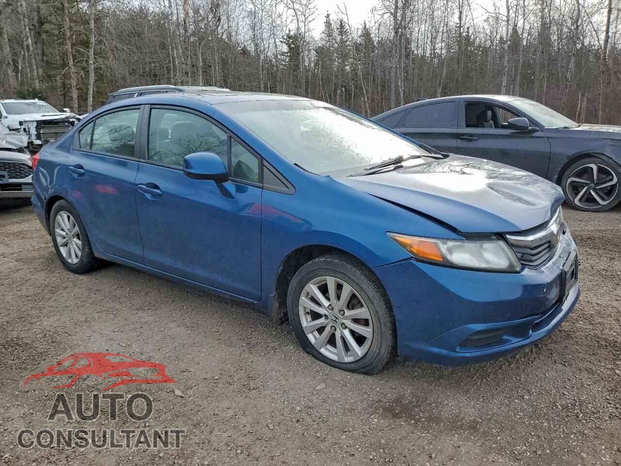 HONDA CIVIC 2012 - 2HGFB2F55CH028252