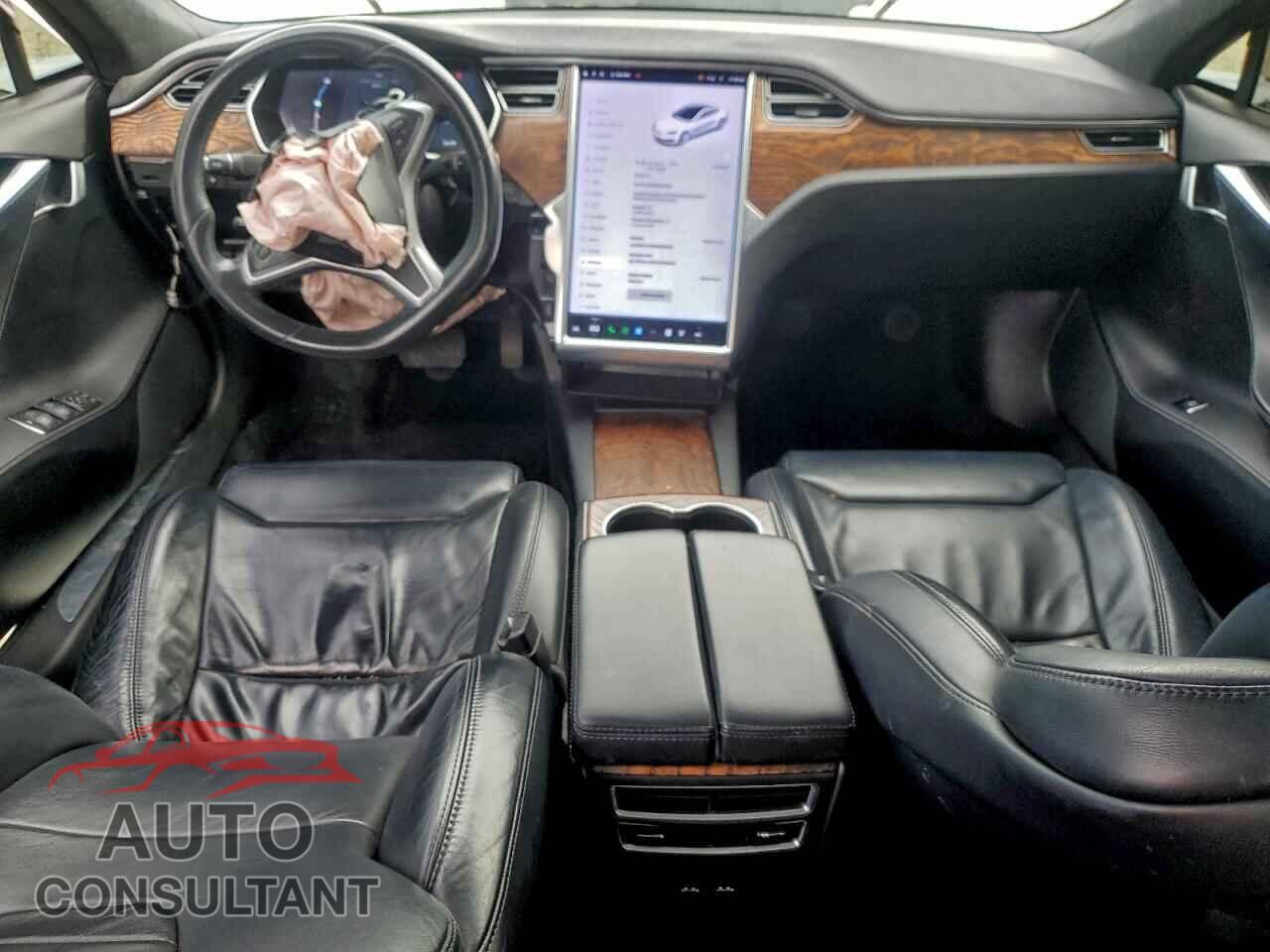 TESLA MODEL S 2017 - 5YJSA1E28HF200482
