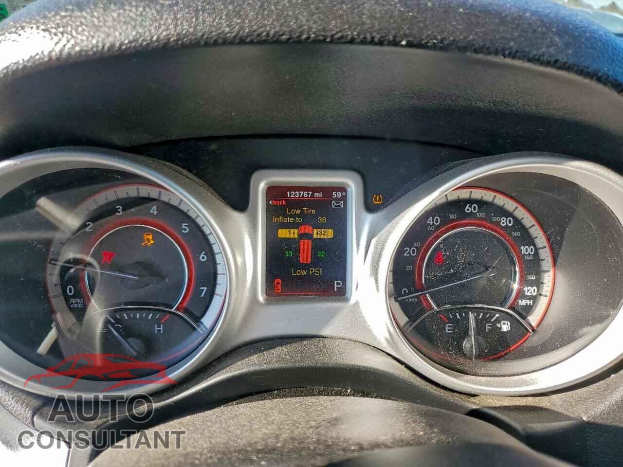 DODGE JOURNEY 2017 - 3C4PDCBG4HT589373