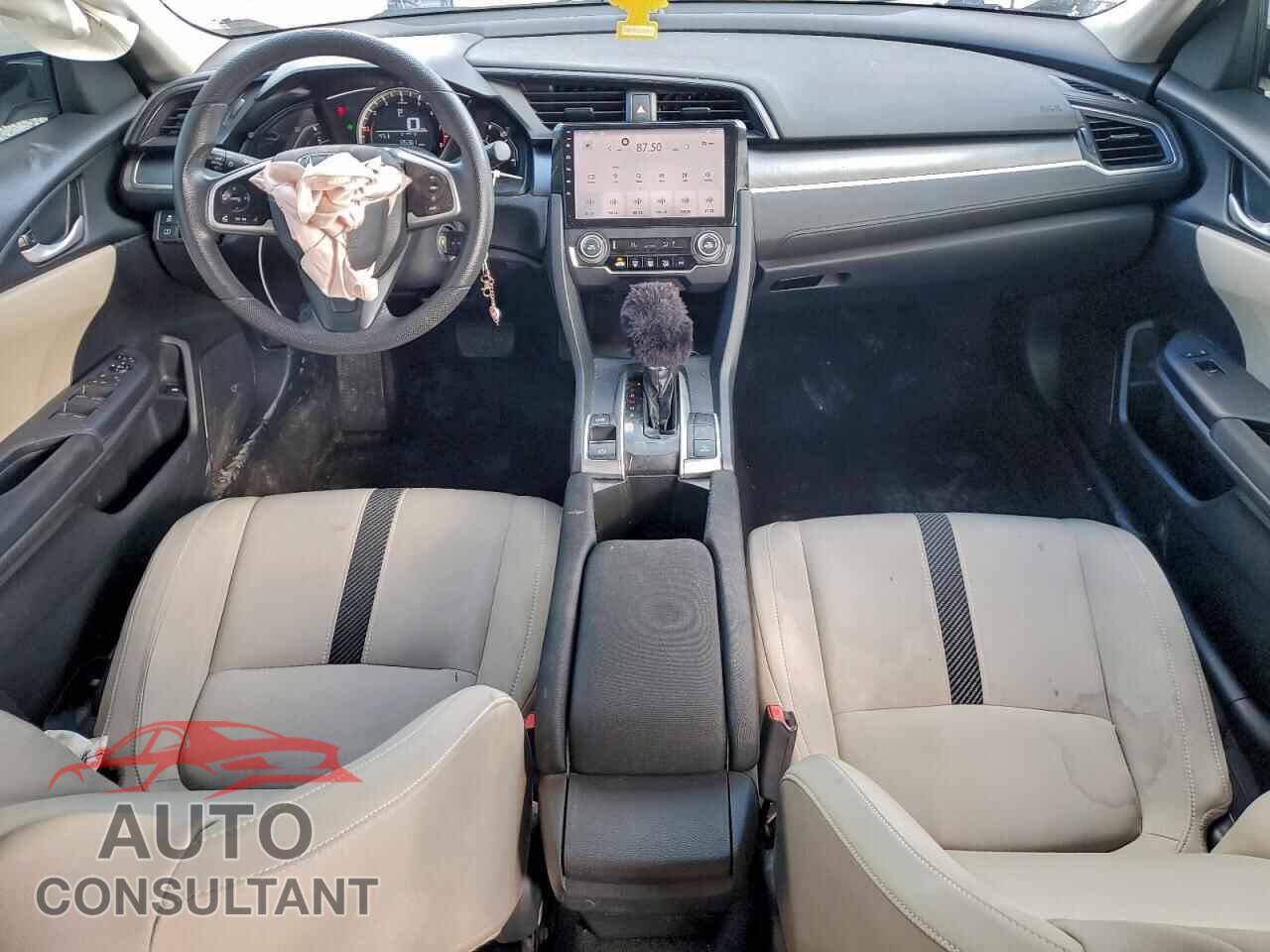 HONDA CIVIC 2017 - 2HGFC2F54HH543473