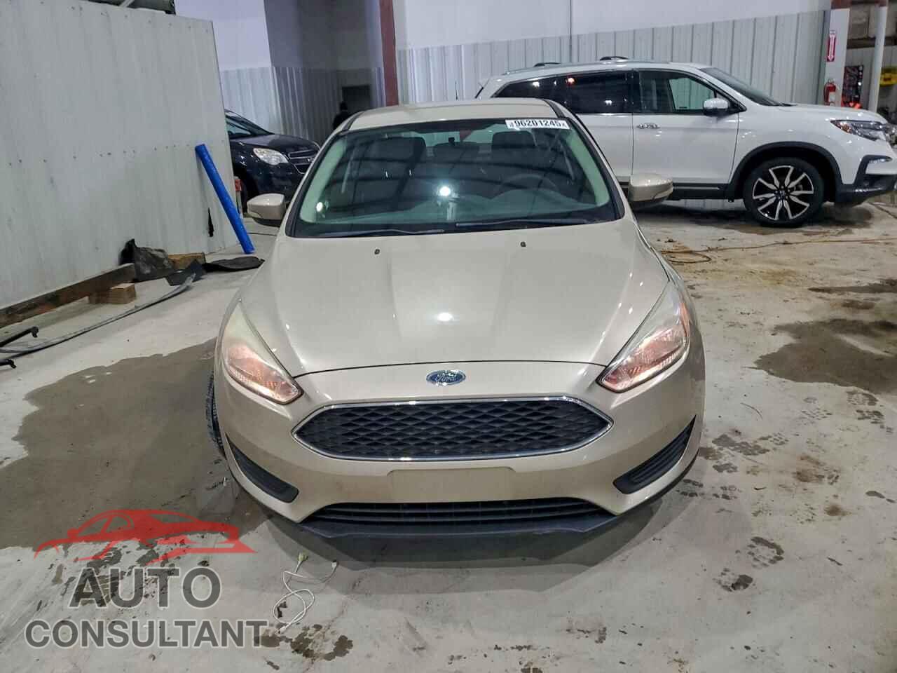 FORD FOCUS 2017 - 1FADP3F20HL304713