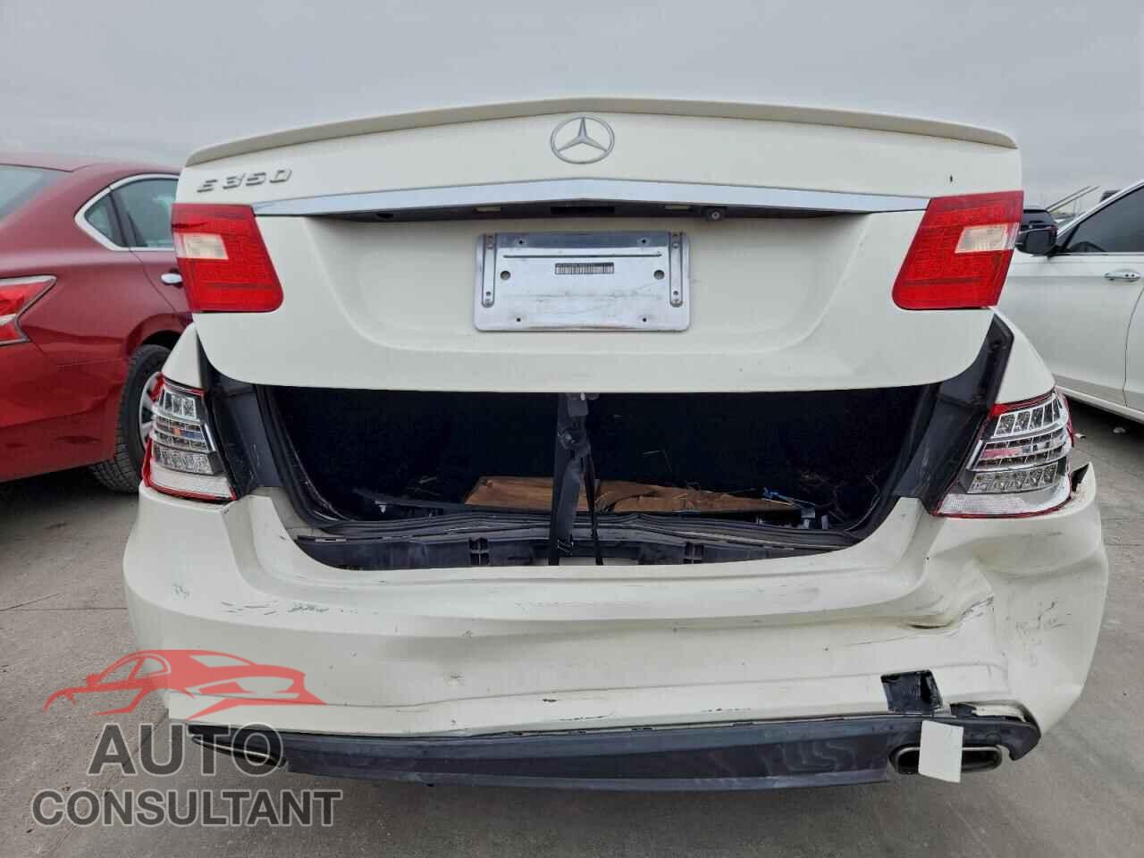 MERCEDES-BENZ E-CLASS 2012 - WDDHF5KB6CA559795