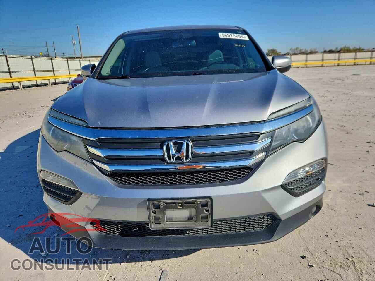 HONDA PILOT 2017 - 5FNYF5H54HB038083