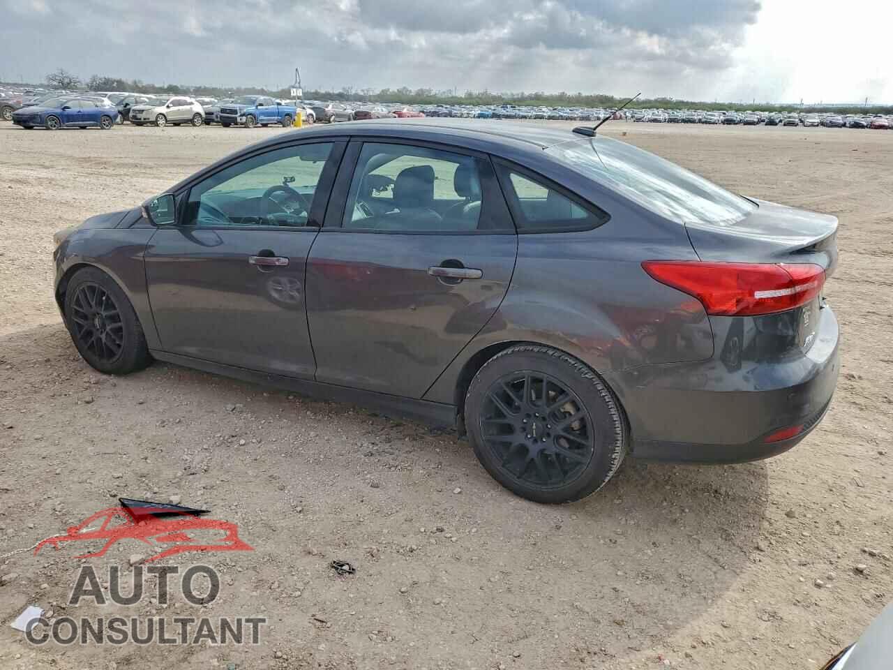 FORD FOCUS 2016 - 1FADP3F23GL286142