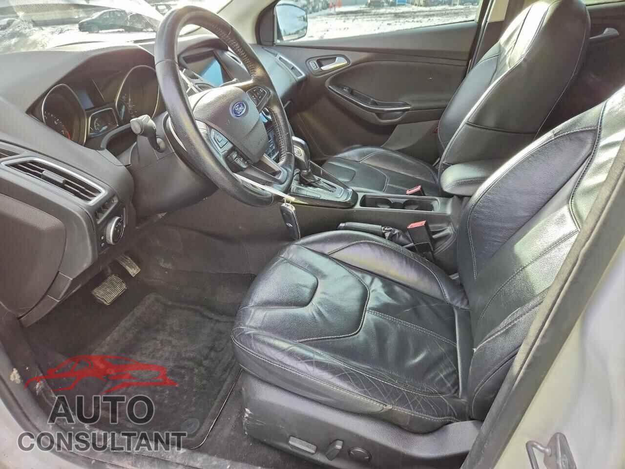 FORD FOCUS 2016 - 1FADP3J22GL247968