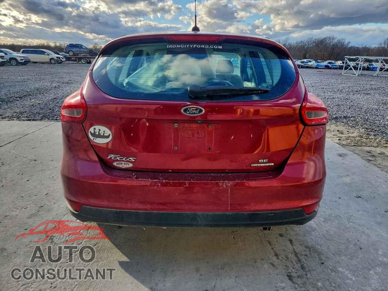 FORD FOCUS 2016 - 1FADP3K26GL385169