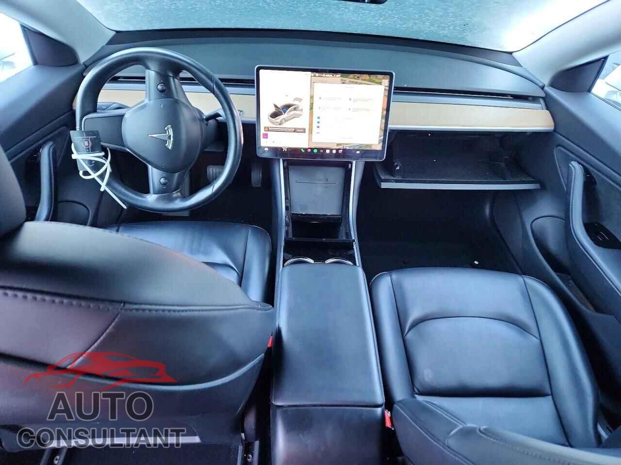 TESLA MODEL 3 2018 - 5YJ3E1EA8JF015225