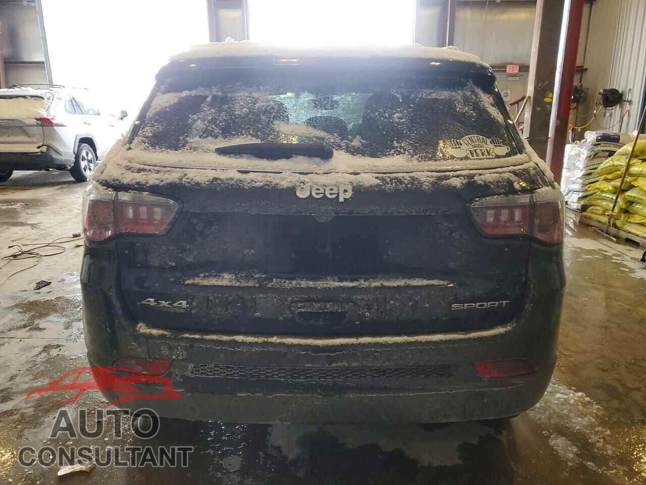 JEEP COMPASS 2019 - 3C4NJDAB8KT599939