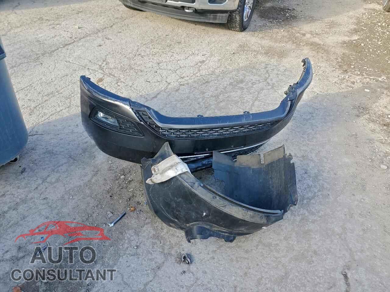 FORD FOCUS 2016 - 1FADP3K25GL245713