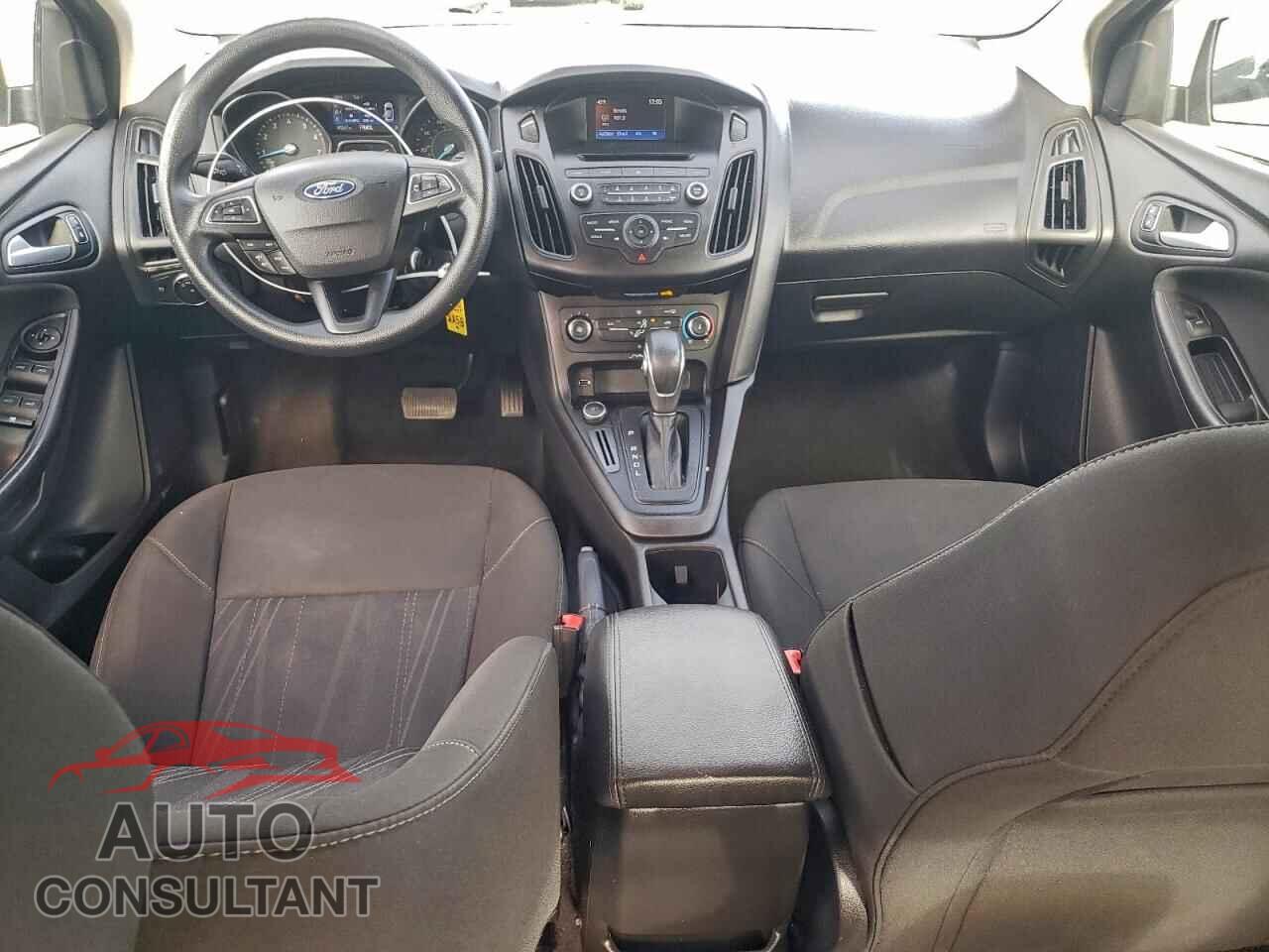 FORD FOCUS 2017 - 1FADP3F25HL287004