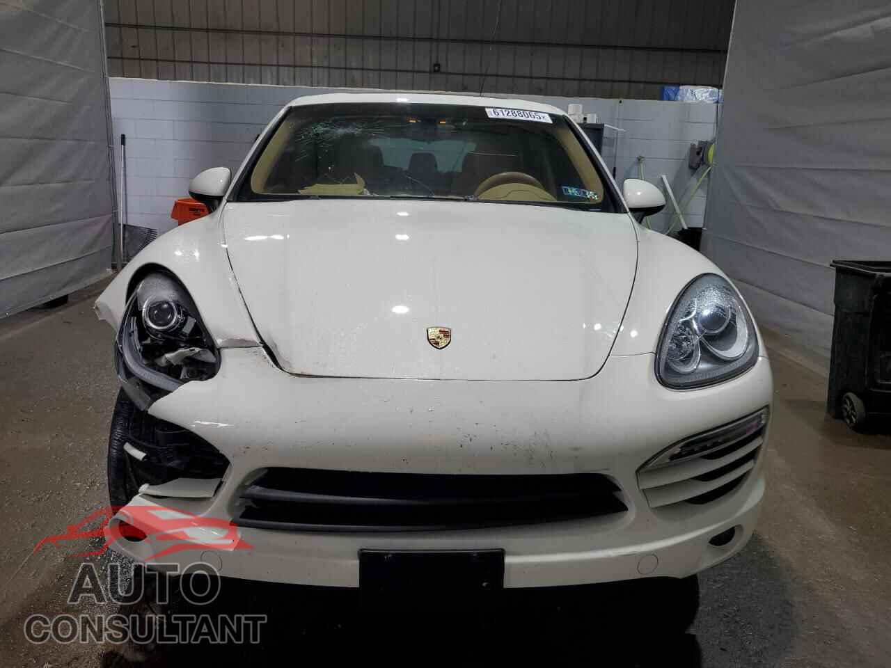 PORSCHE CAYENNE 2012 - WP1AA2A27CLA00916