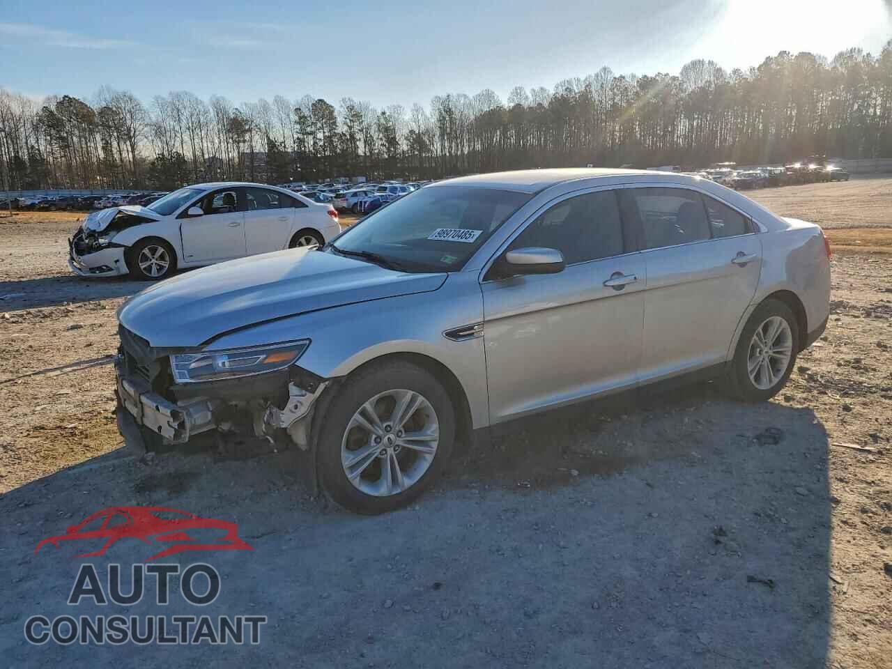 FORD TAURUS 2017 - 1FAHP2E80HG135366