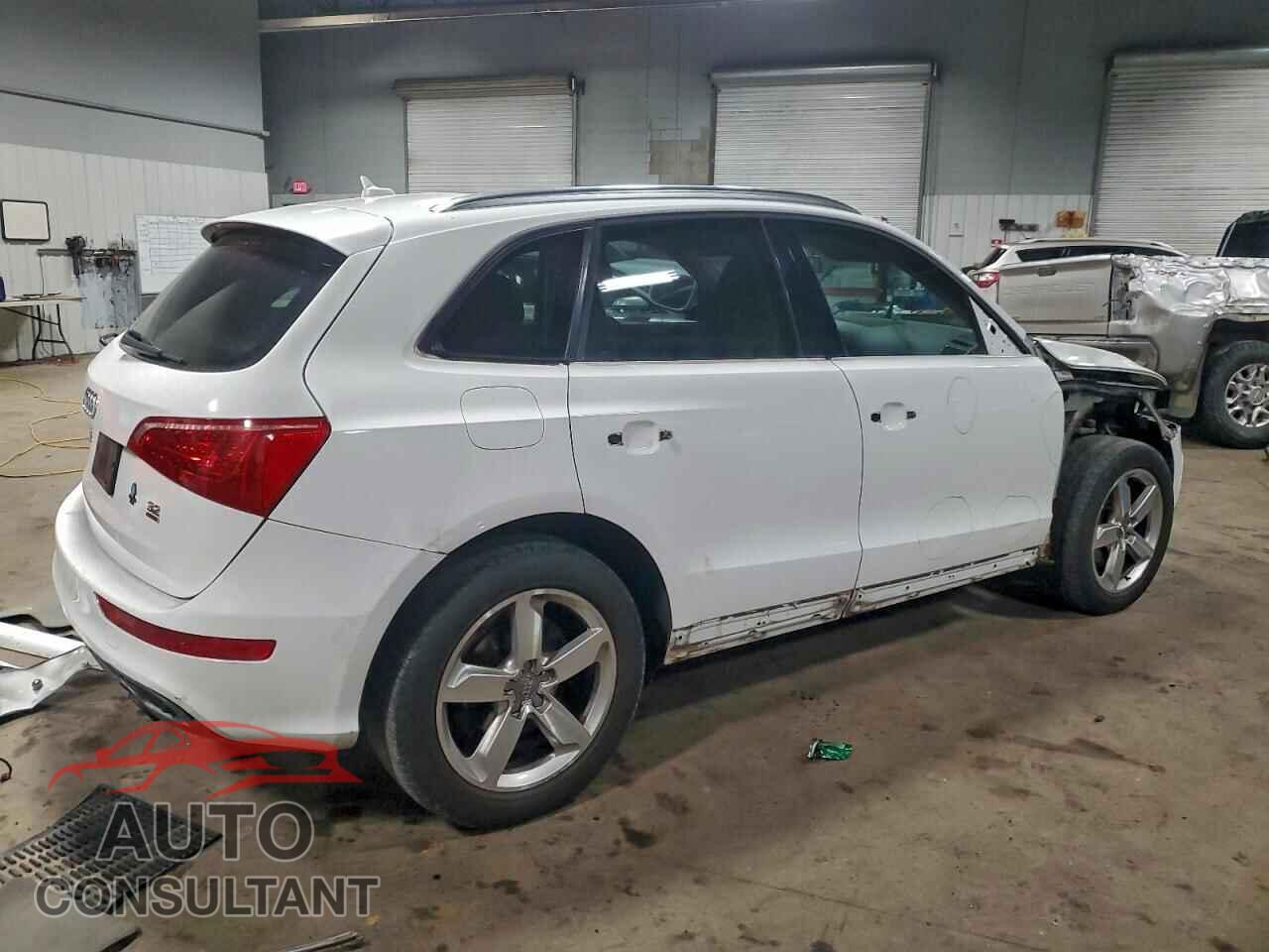 AUDI Q5 2012 - WA1DKAFP3CA021570