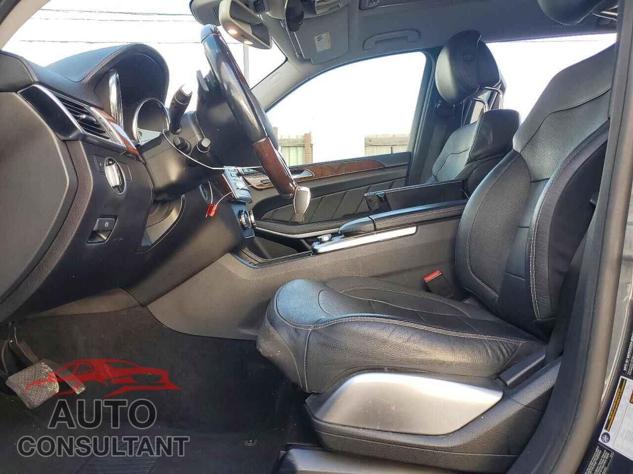 MERCEDES-BENZ GL-CLASS 2015 - 4JGDF7DEXFA457735