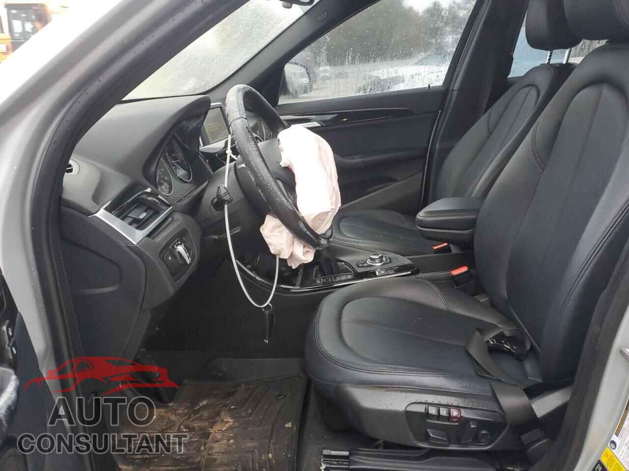 BMW X1 2016 - WBXHT3C36GP880899