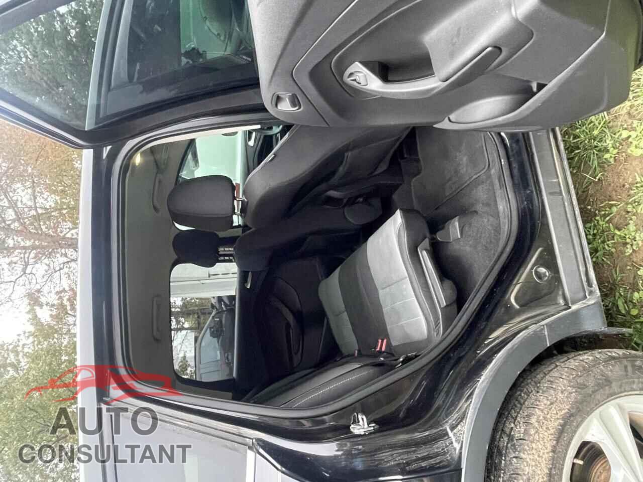 FORD ESCAPE 2014 - 1FMCU0GX4EUE37404