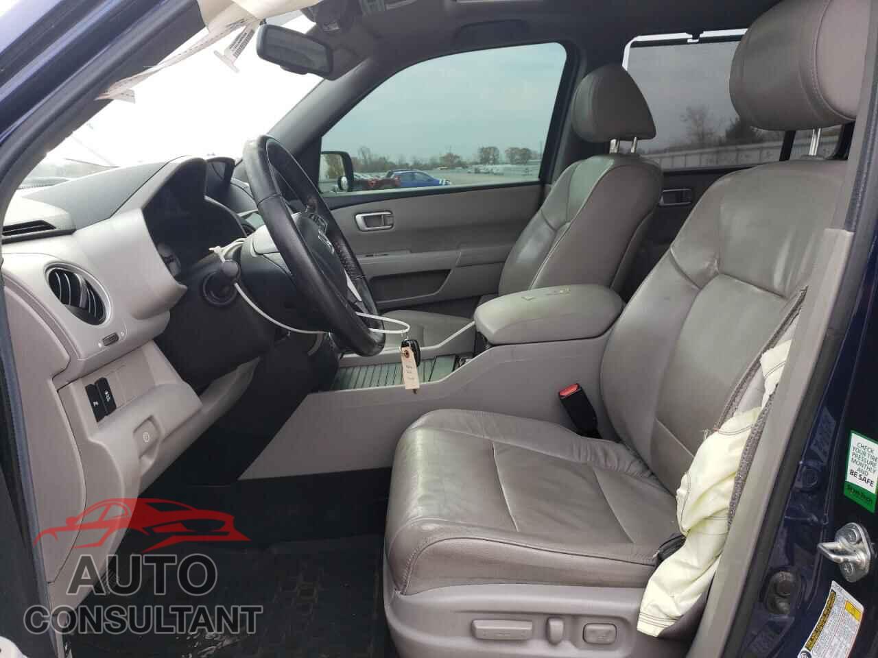 HONDA PILOT 2013 - 5FNYF4H9XDB501836