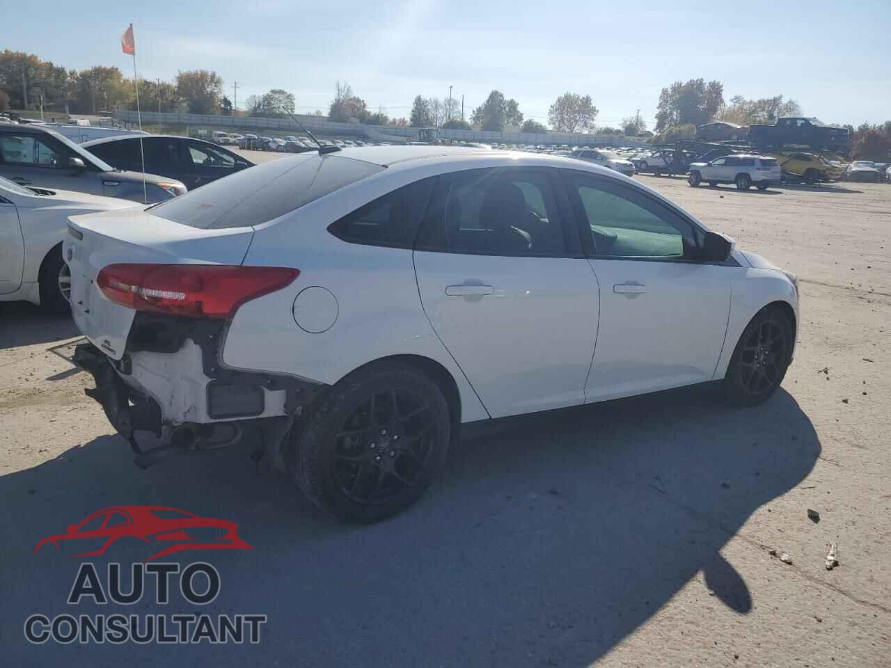 FORD FOCUS 2016 - 1FADP3F24GL299000