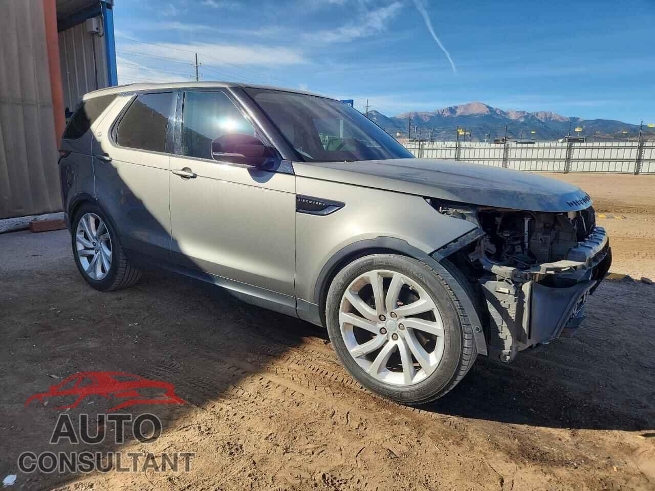 LAND ROVER DISCOVERY 2017 - SALRTBBV2HA015228
