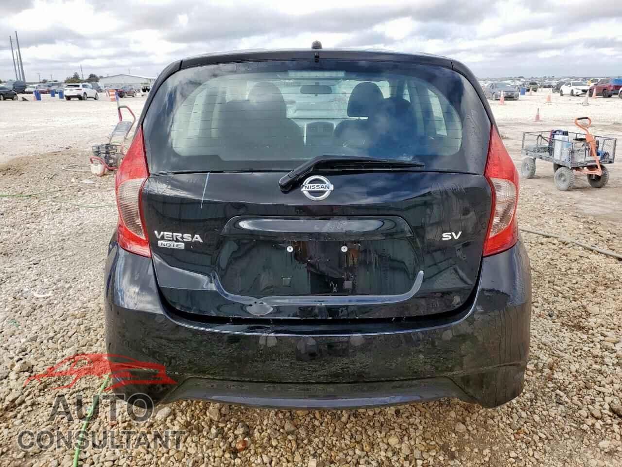 NISSAN VERSA 2019 - 3N1CE2CP3KL359600
