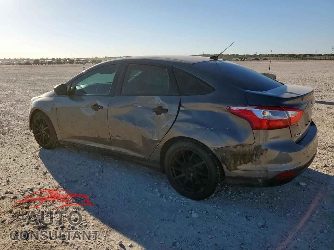 FORD FOCUS 2014 - 1FADP3E21EL217464