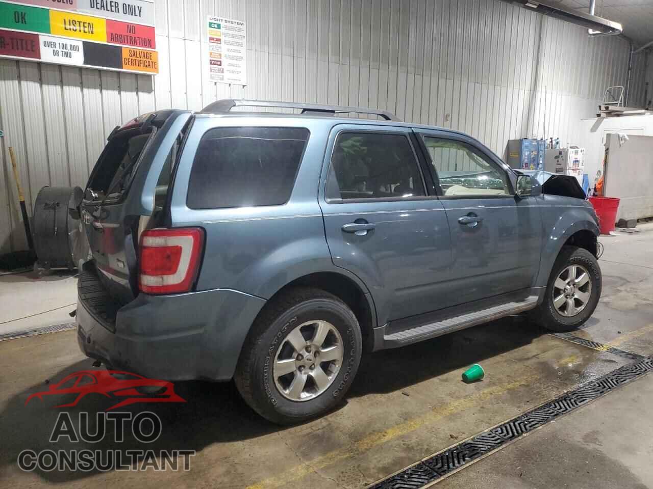 FORD ESCAPE 2010 - 1FMCU9EG7AKB31522