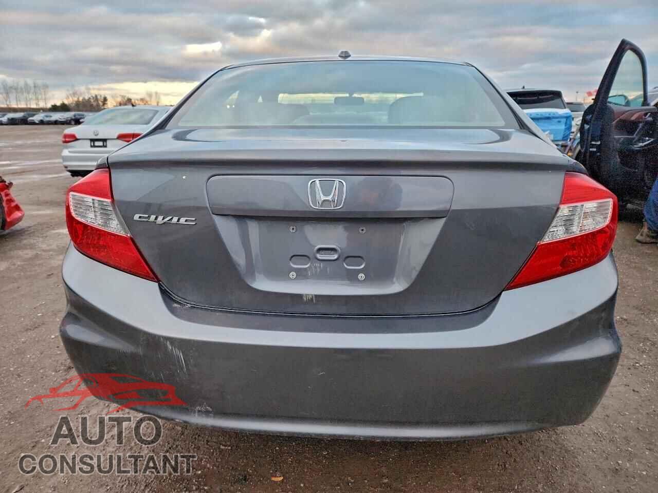 HONDA CIVIC 2012 - 2HGFB2F99CH108317