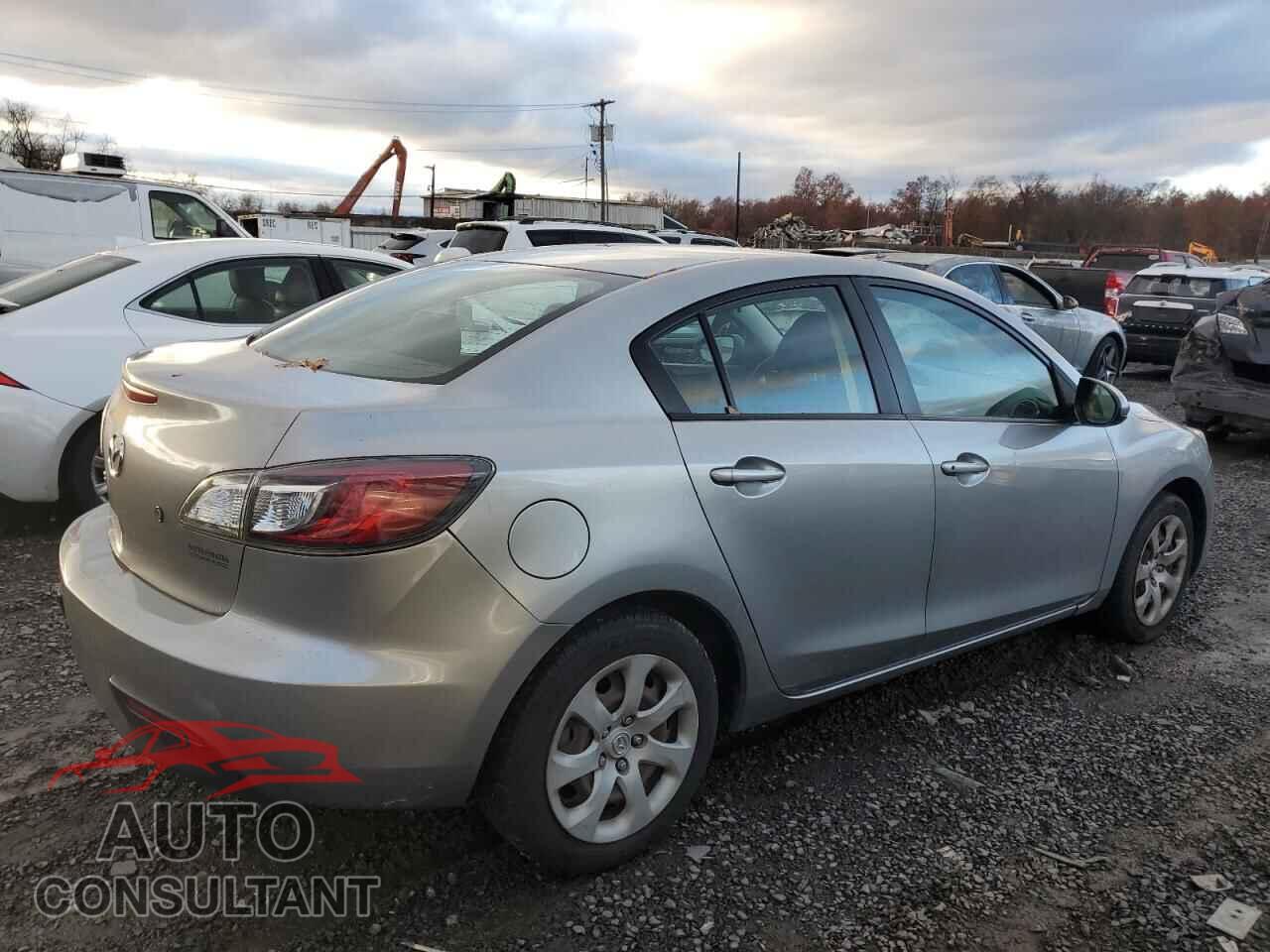 MAZDA 3 2011 - JM1BL1UG0B1476291