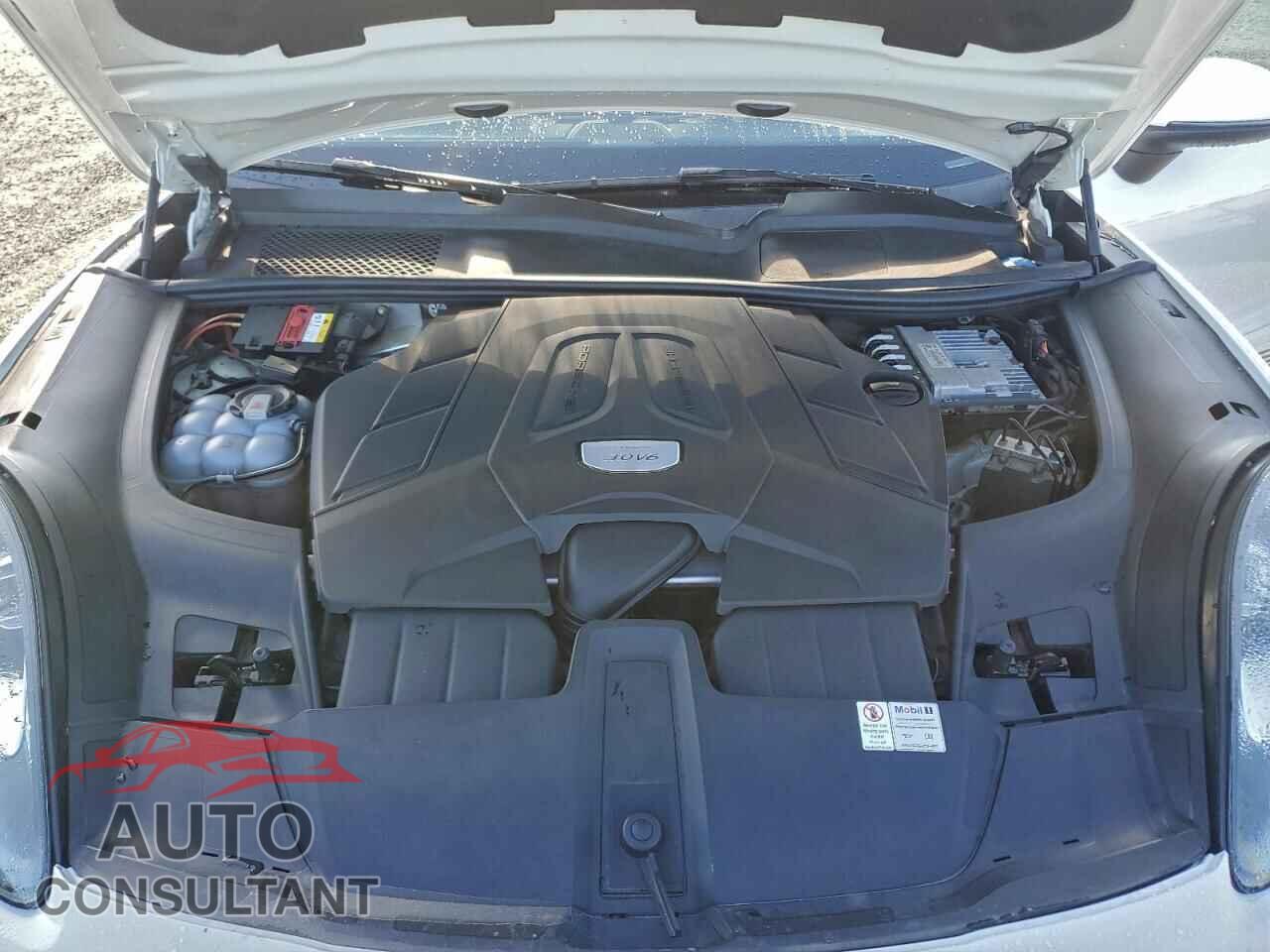 PORSCHE CAYENNE 2019 - WP1AA2AY3KDA12929